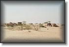 village dans le desert * 540 x 360 * (24KB)